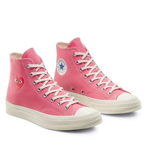 How to Pair CDG Converse With Everyday Essentials