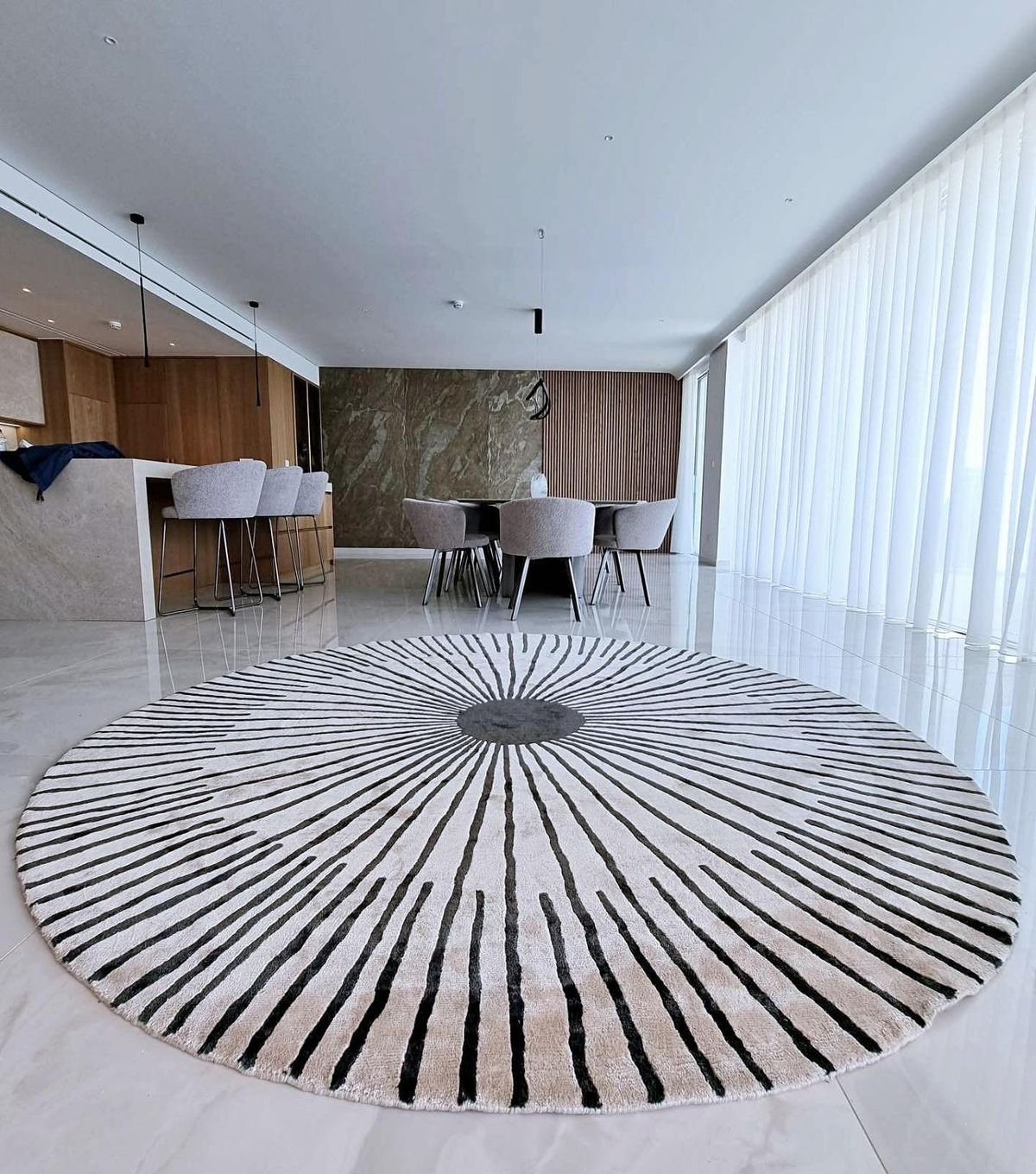 Round Carpet Dubai Stylish and Versatile Flooring for Modern Interiors
