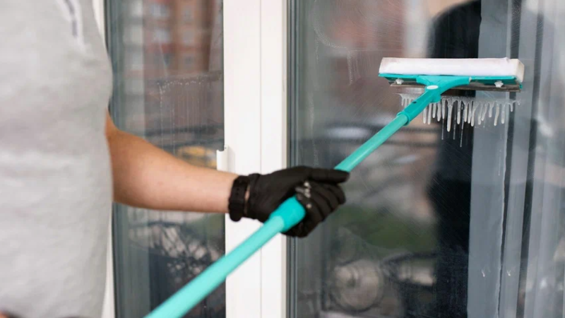 Residential Window Cleaning: A Complete Guide for Homeowners