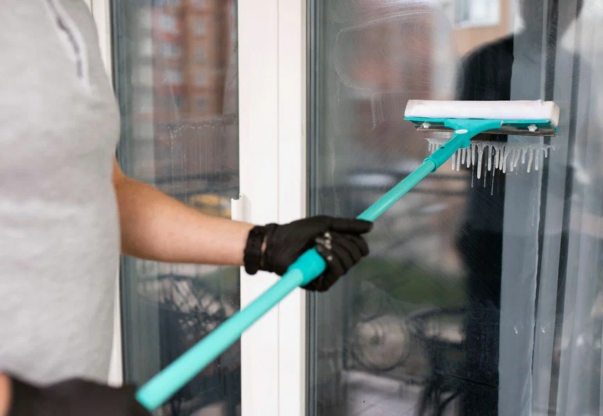 Residential Window Cleaning: A Complete Guide for Homeowners