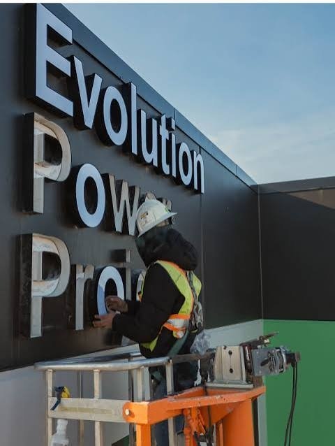 Sign Works: Wall Graphics in Canada for Engaging Commercial Spaces