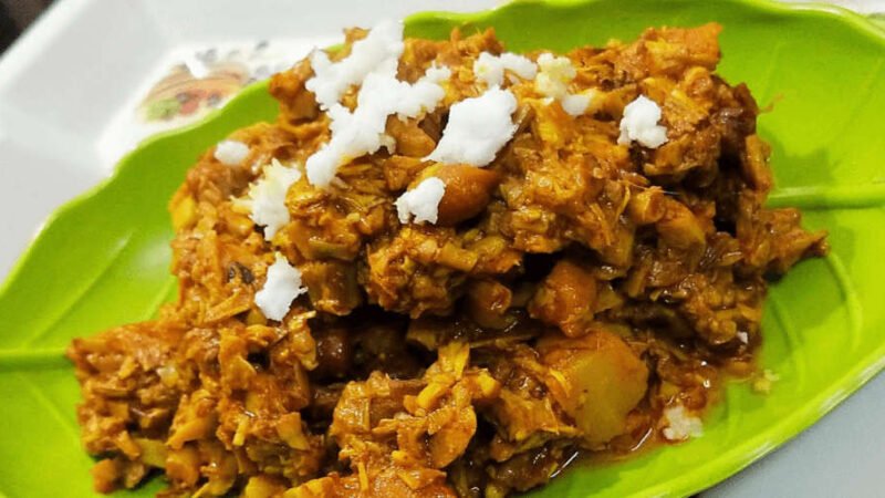 Mochar Ghonto Recipe: A Traditional Bengali Banana Flower Curry