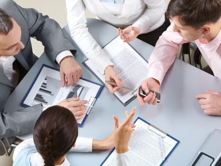Business Negotiation Strategies: How to Reach Better Commercial Agreements