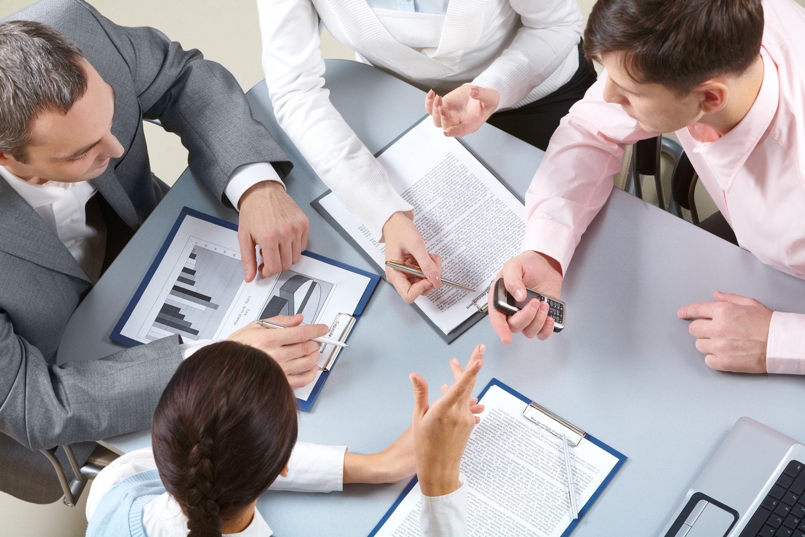 Business Negotiation Strategies: How to Reach Better Commercial Agreements